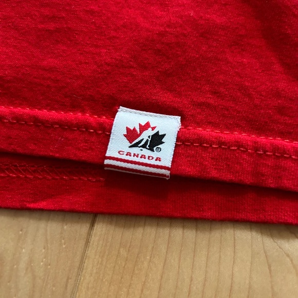 Nike Vancouver Gold Tee Y2K Grey Tag - Picture 4 of 5